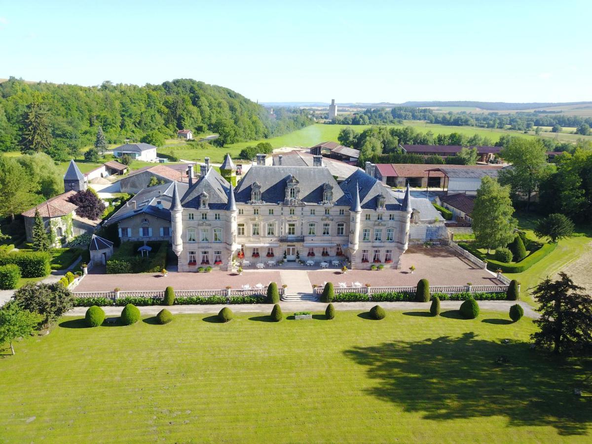 Chateau Des Monthairons Restaurant Gastromaison Privatif Hotel